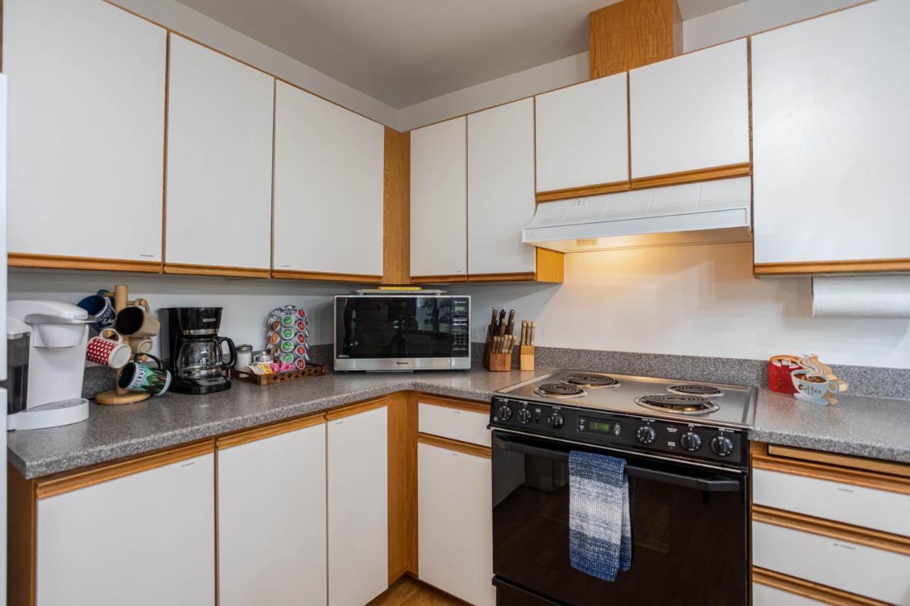 Walk To Downtown * 6 Guests * Pets * A/C! * No Stairs! Lejlighed Leavenworth Eksteriør billede