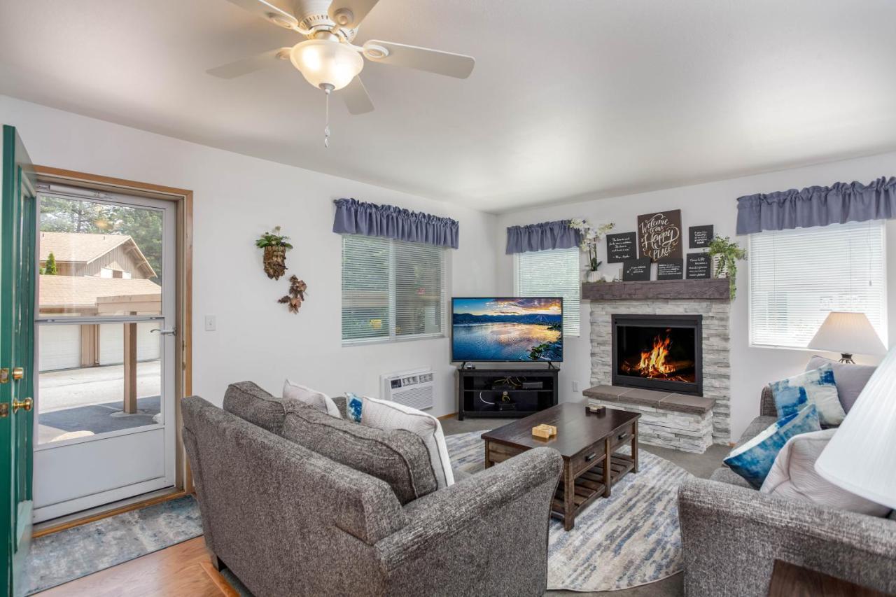 Walk To Downtown * 6 Guests * Pets * A/C! * No Stairs! Lejlighed Leavenworth Eksteriør billede